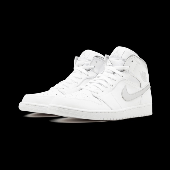 all white air jordan 1s